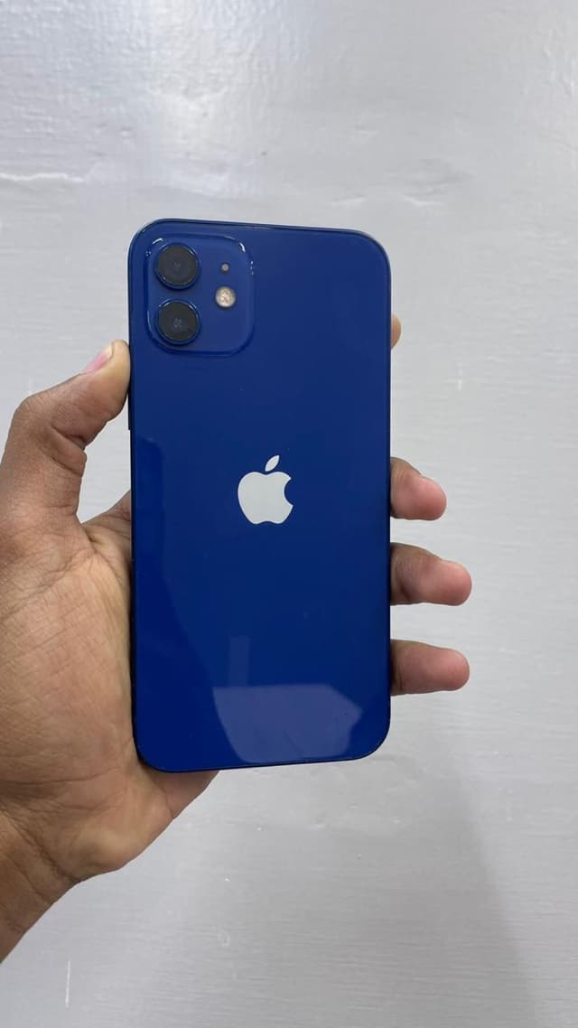 iPhone 12 